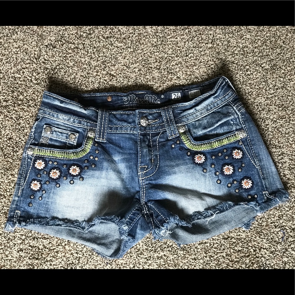 MISS ME SHORTS